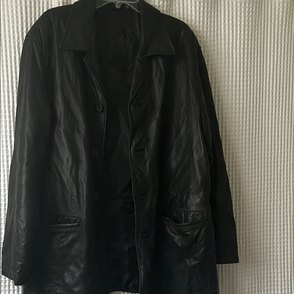 Roundtree & Yorke Black Trench Coat